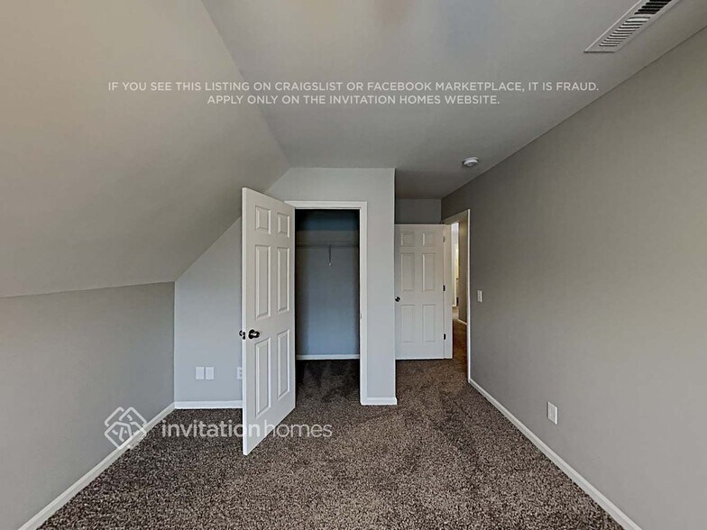 Building Photo - 1006 Wind Carved Ln