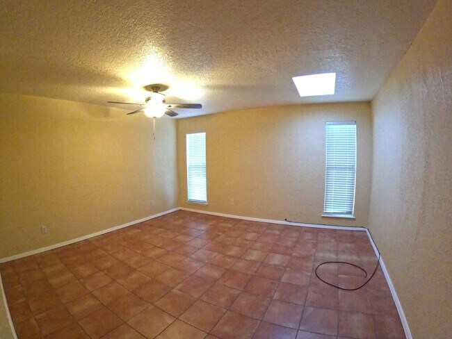 Building Photo - 2968 La Mesilla Circle