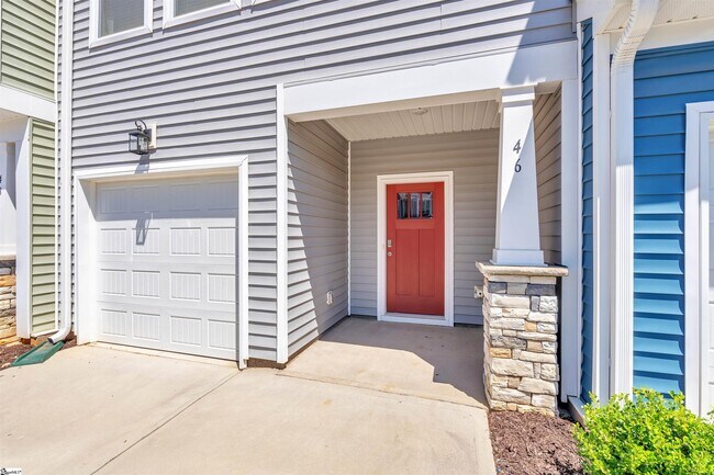 Building Photo - 46 Mardale Ln