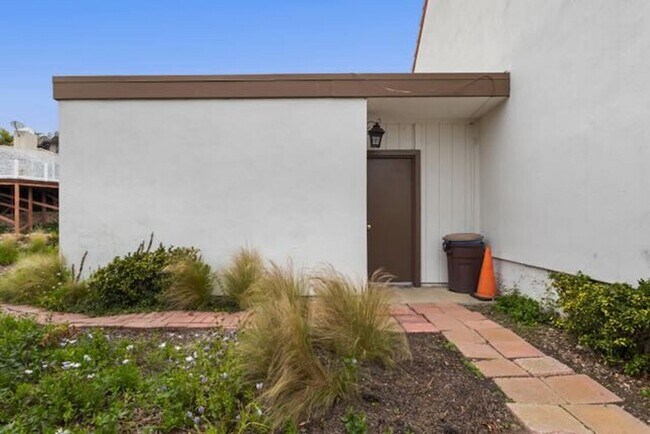 Building Photo - Ocean View Home in Ocean Hills San Clemente
