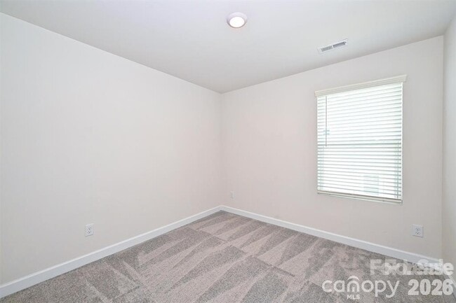 Building Photo - 2410 Arbor Loop Dr