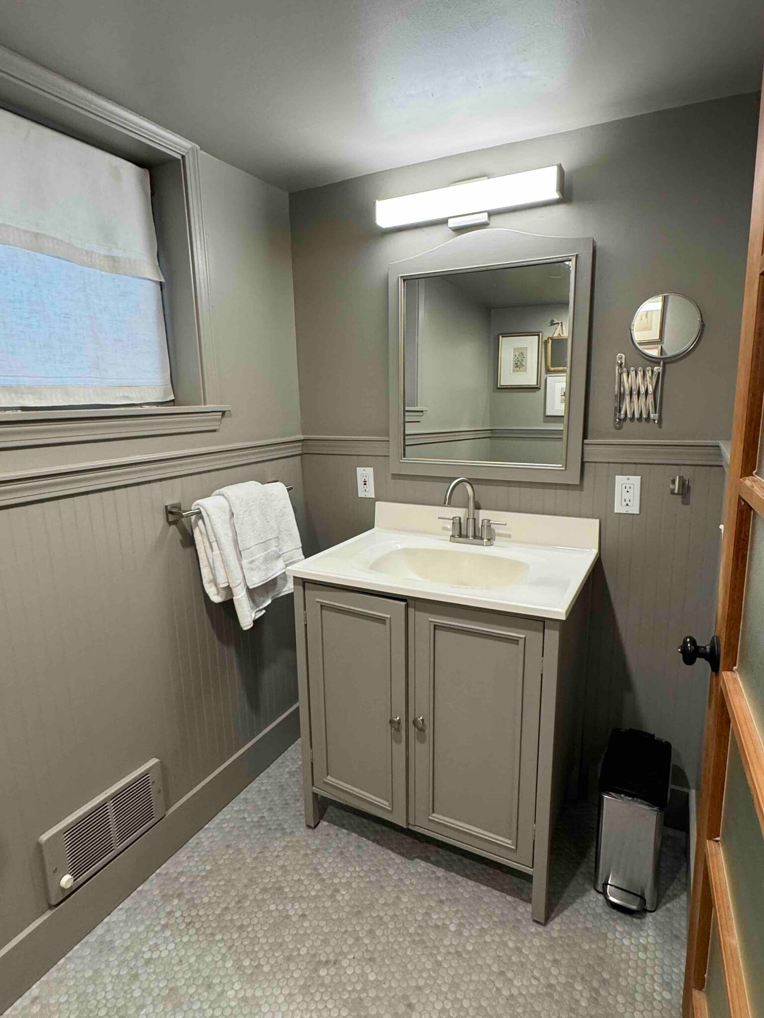 Building Photo - 5320 9th Ave NE