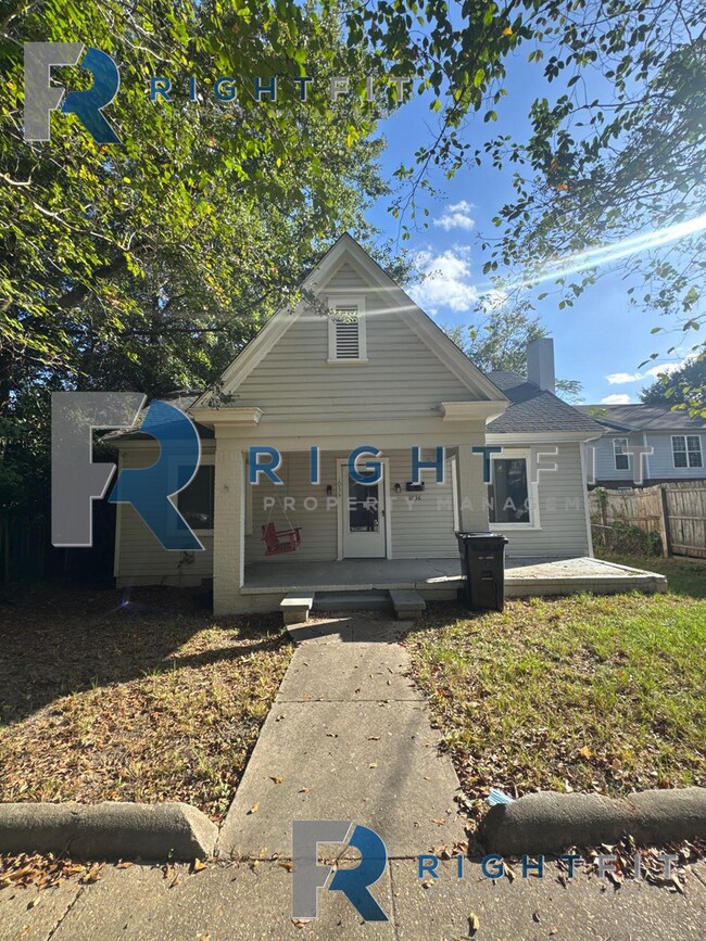Building Photo - Cute Home in Columbus