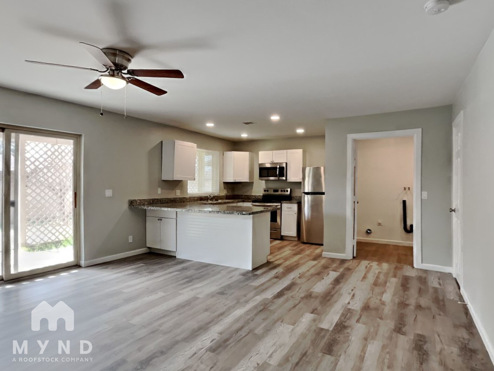 Building Photo - 2009 W Newcastle Cir