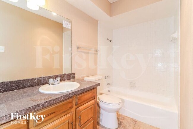 Building Photo - 718 Bordner Dr