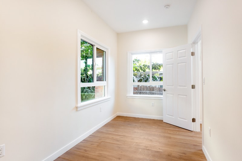 Building Photo - 5503 Romaine St