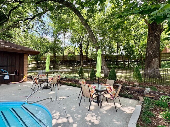 Building Photo - Experience Luxury and Prestige at Yorktown Condominiums