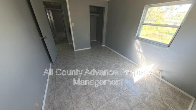 Building Photo - 1515 S Prospect Ave