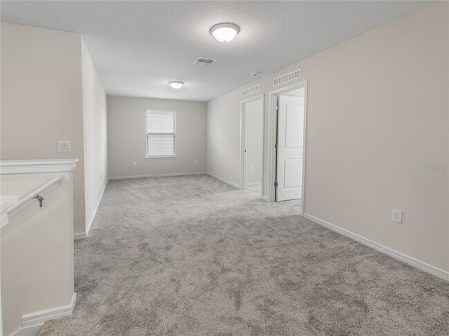 Building Photo - 1902 Enchanting Ct