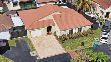 Building Photo - 561 SW 87th Ct