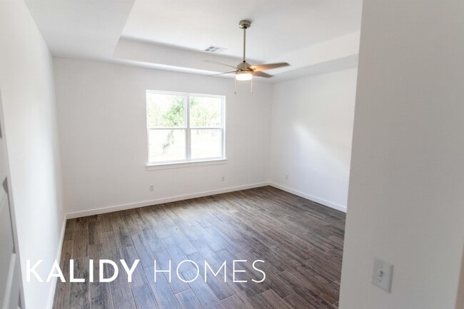 Building Photo - 1679 Kalidy Dr