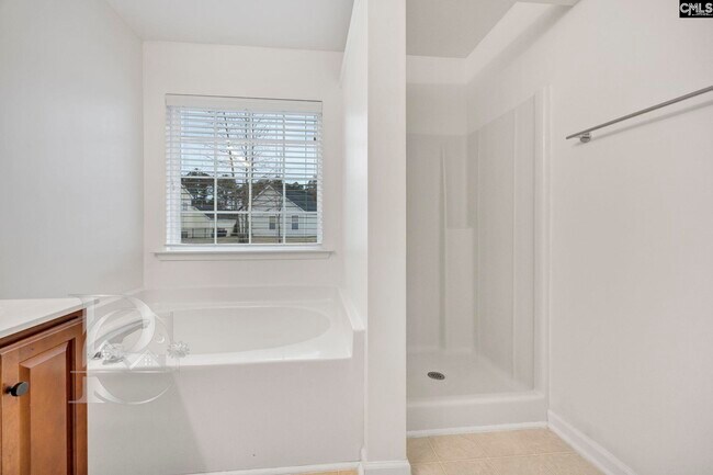 Building Photo - 86 Deertrot Ct