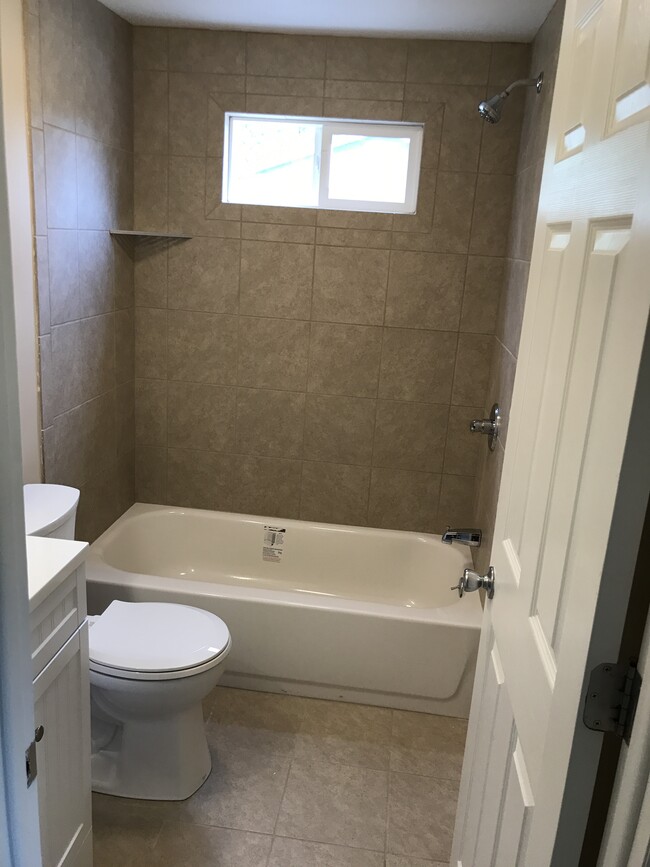 Full bath Completely new July 2019 on 2nd floor - 4670 Baylor Ct