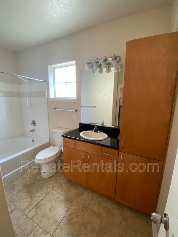 Building Photo - 8290 Gate Pkwy W