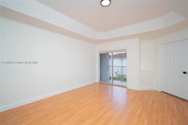Building Photo - 7042 NW 114th Ct