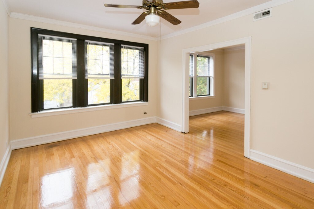 Building Photo - 1455 W Byron St