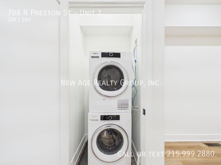 Building Photo - 708 N Preston St