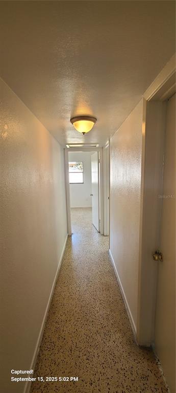 Building Photo - 2027 Bentley St
