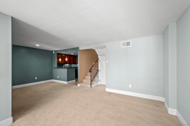 Building Photo - 3957 Nobel Dr