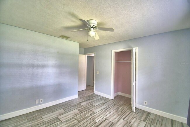 Building Photo - 153 Browning Cir