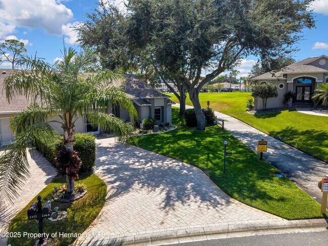 Building Photo - 2368 Fairskies Dr