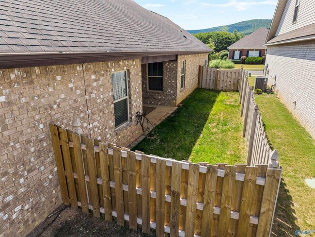Building Photo - 3013 Mallard Point Dr SE