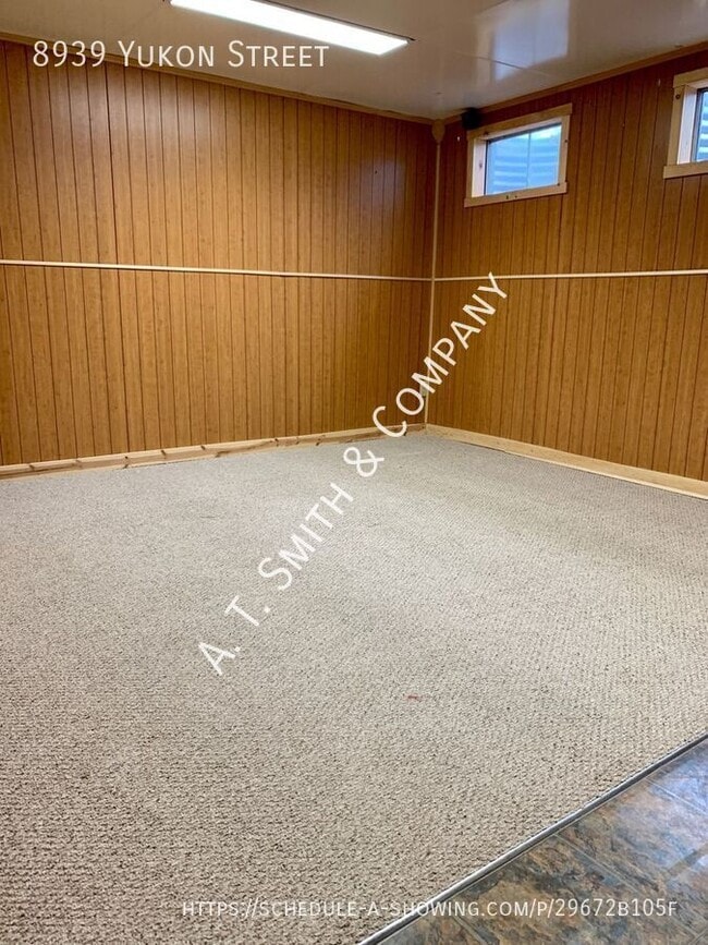 Building Photo - 8939 Yukon St