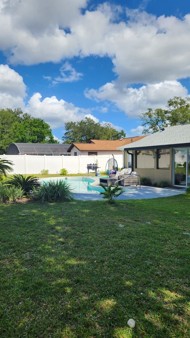 Building Photo - 2905 Autumnwood Trail