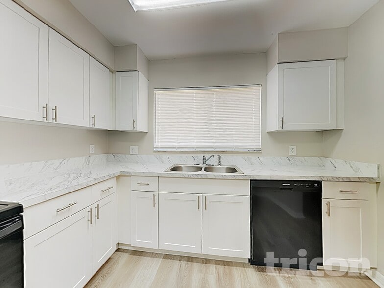 Building Photo - 13346 Prestwick Dr