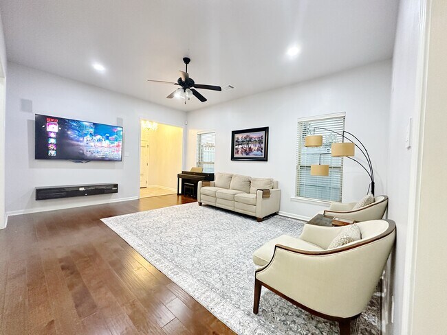 Building Photo - 4847 Juniper Park Dr