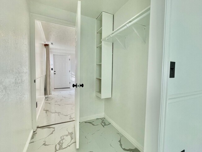 Building Photo - 4111 W 9580 S