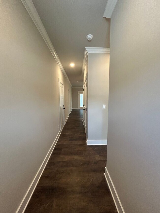 Building Photo - BRAND NEW Charming 2 Beds, 2 Baths, 1 Car ...