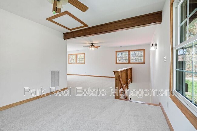 Building Photo - 35 Hedgecock Farm