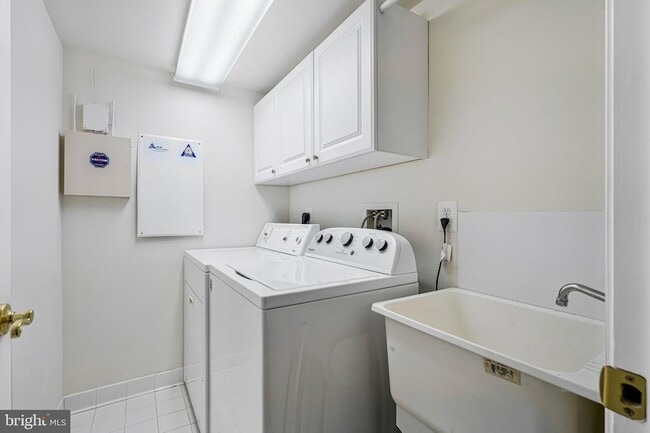 Building Photo - 7720 Spoleto Ln