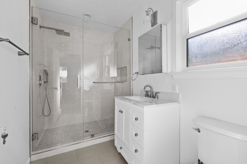 Building Photo - 4538 Orchid Dr