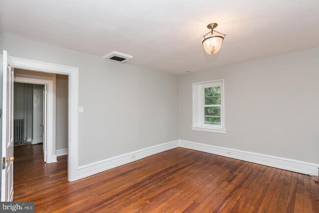 Building Photo - 337 Righters Mill Rd