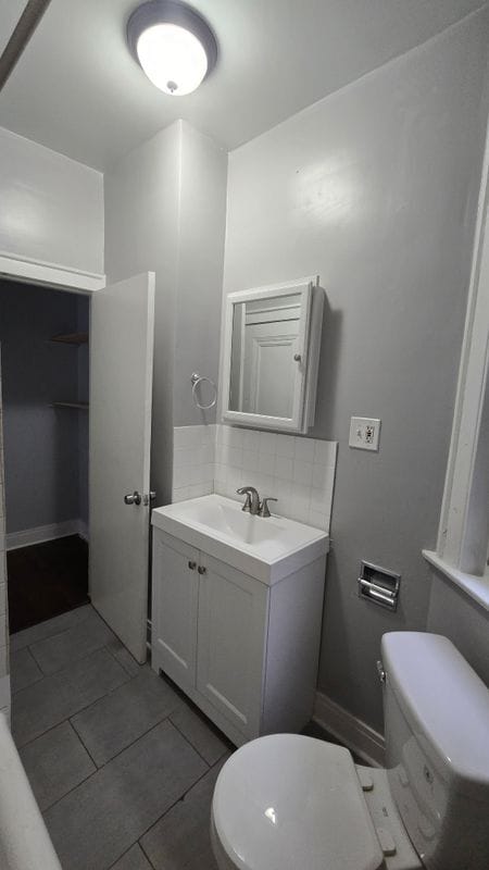 Building Photo - 2731- 2733 North Austin Avenue, #7