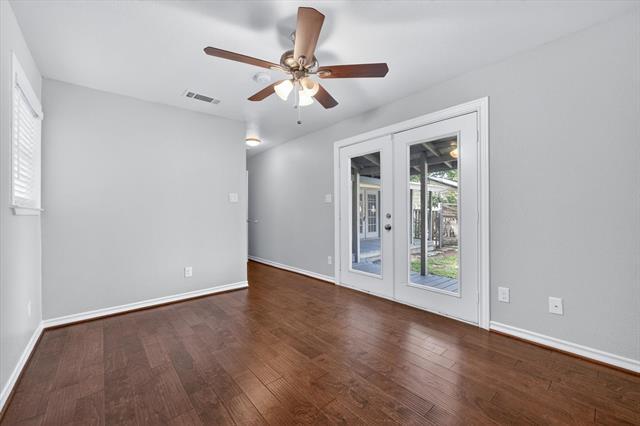 Building Photo - 3766 Winfield Ave