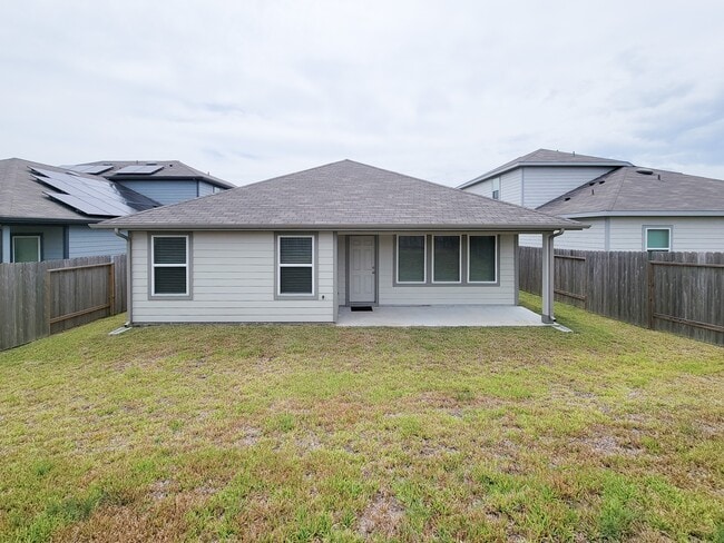 Building Photo - 23651 Silver Concord Dr