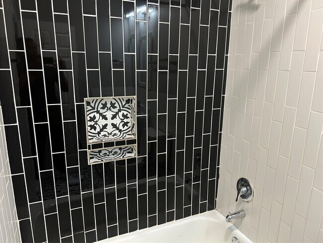 Building Photo - 5105 Sherman St