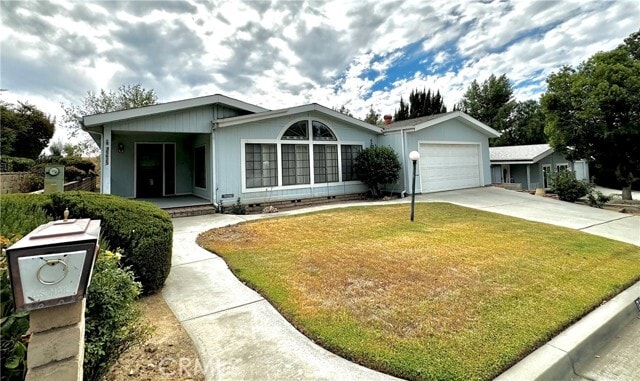 Building Photo - 35625 Champagne Dr