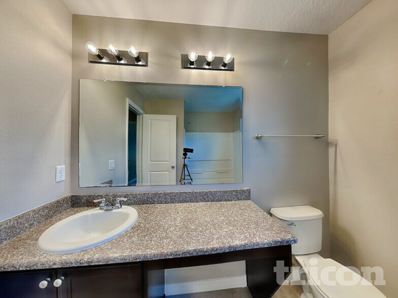 Building Photo - 12418 Field Point Way