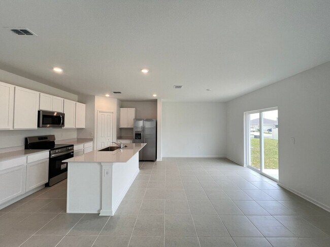 Building Photo - Perfect Home waiting for you!