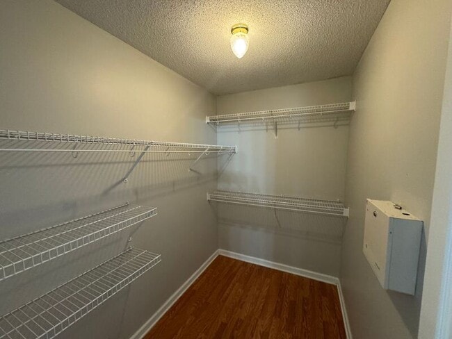 Building Photo - 7081 S Beringer Dr