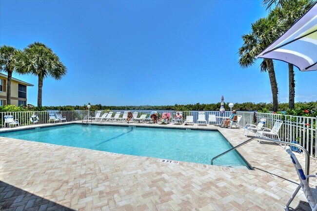Building Photo - 1175 Mainsail Dr
