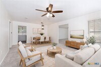 Building Photo - 1405 Oak Park Ln