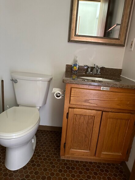 Half bath - 220 N Monroe St