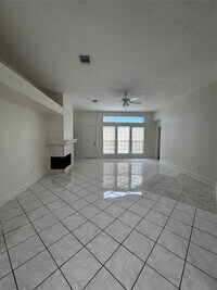 Building Photo - 2203 Bisontine St