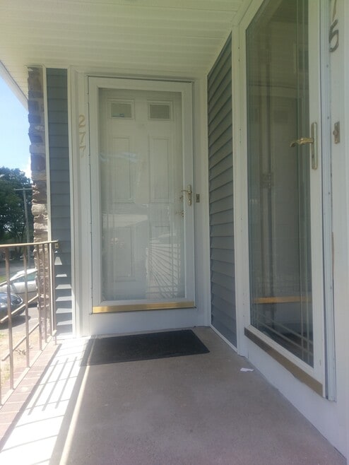 Building Photo - 277 Canton St