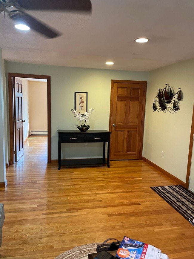 Building Photo - 12 Water St